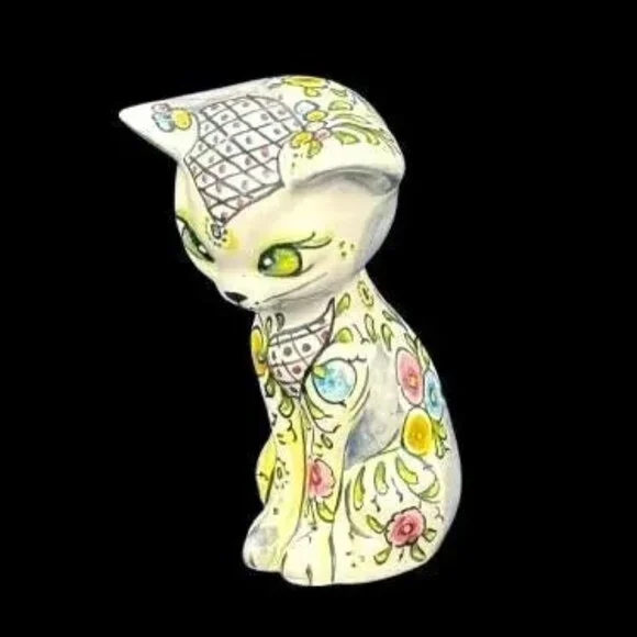 Vintage Italy Artisan Hand Painted Porcelain Cat Figurine Statue Signed - Picture 1 of 10